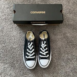 Converse Low Tops